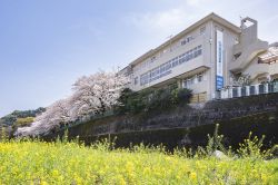 ネオ・サミット湯河原(一般居住棟)の外観